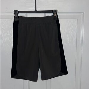 Boys Black Athletic Shorts Size 6